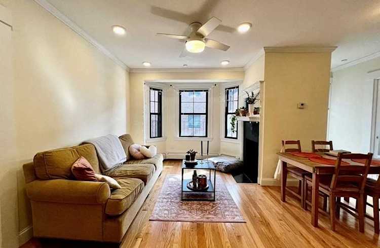 219 Commonwealth Ave #35 Newton, MA 02467