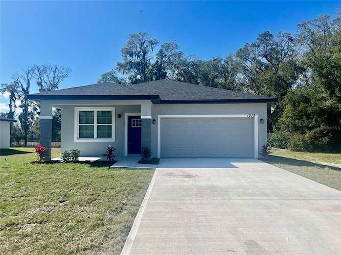 1218 S Highland Ave Apopka, FL 32703