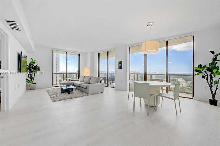 16275 Collins Ave #1804 Sunny Isles Beach, FL 33160