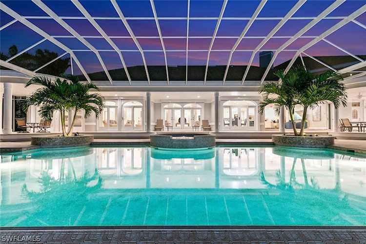 888 Heathwood Dr Marco Island, FL 34145