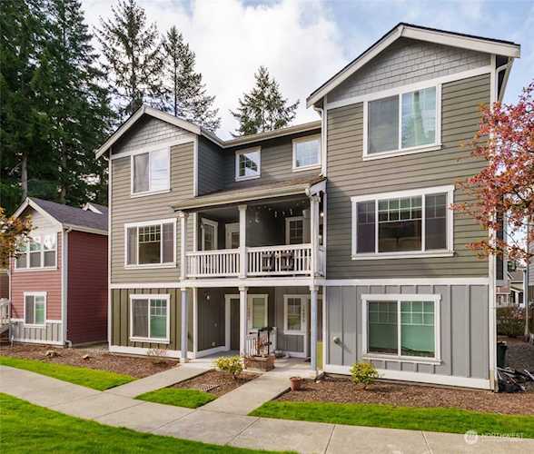 14890 36th Avenue Ct E #8 Tacoma, WA 98446