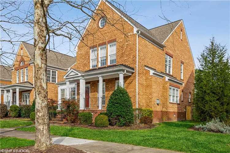 306 Walt Whitman Ave Newport News, VA 23606