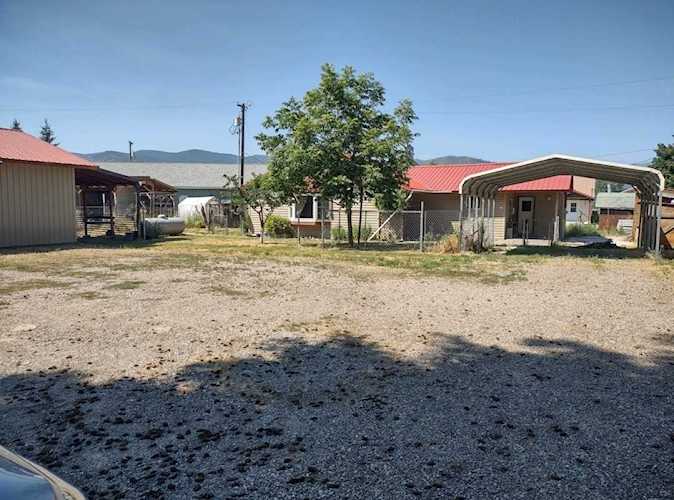 307 Ruenauver St Plains, MT 59859