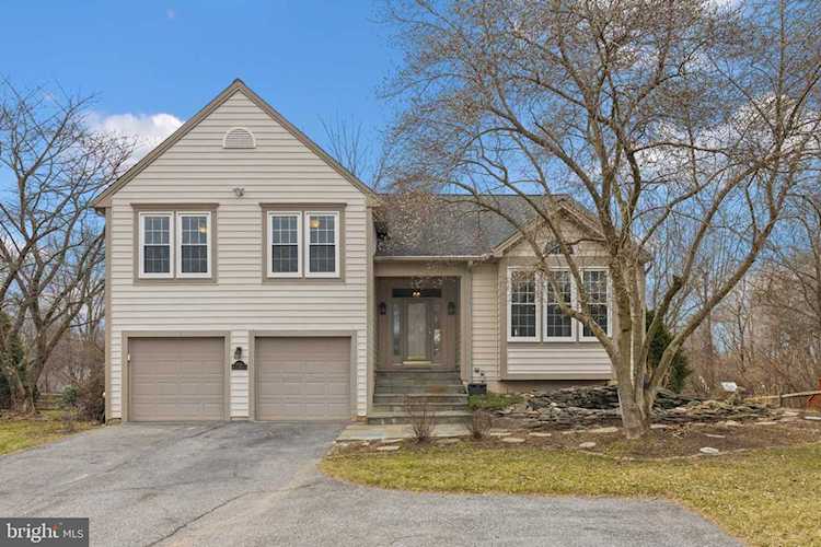 10351 Waverly Woods Dr Ellicott City, MD 21042 | MLS MDHW2024540 Photo 1