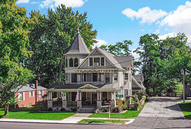 221 S Bluff Street Monticello, IN 47960