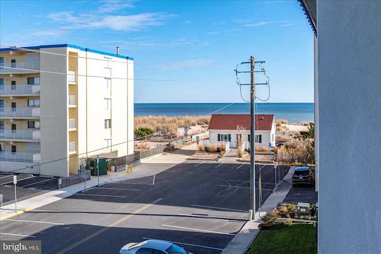 Banana Beach - 9 130th St Ocean City MD Photo 1