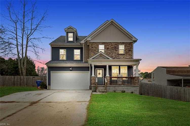 2732 Nansemond Cres Suffolk, VA 23435