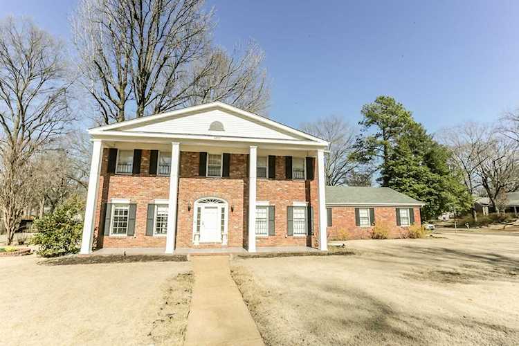 6972 Surrey Ln Germantown, TN 38138