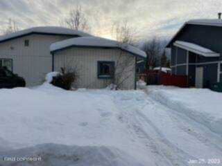 10429 Thimble Berry Dr Anchorage, AK 99515