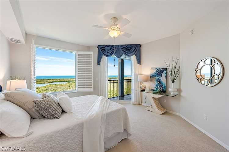 1001 Arbor Lake Dr #1203 Naples, FL 34110