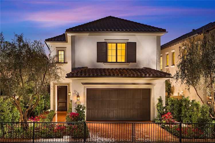 160 Statura #44 Irvine, CA 92602
