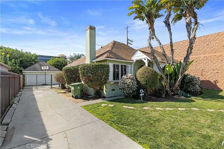 8970 Kramerwood Place Los Angeles, CA 90034