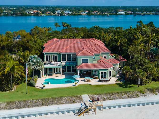 2305 Casey Key Rd Nokomis, FL 34275