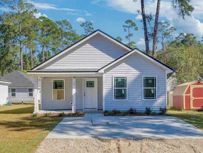 79 Kiowa Trl Crawfordville, FL 32327 in Wakulla Gardens Photo 1