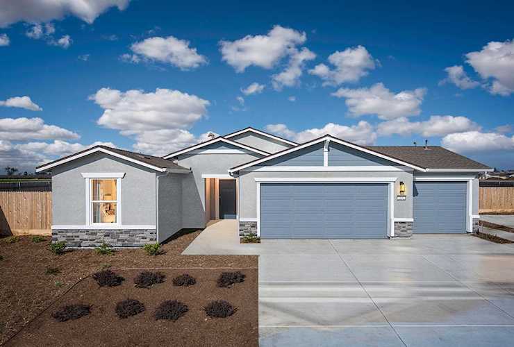 469 River St Tulare, CA 93274 | MLS 222241 Photo 1