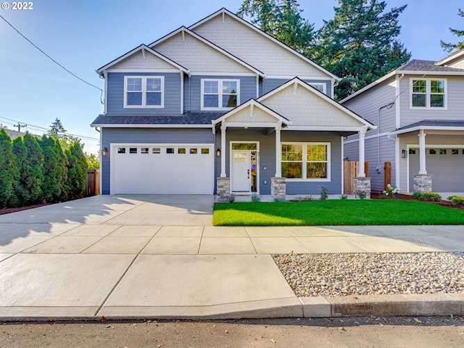 9711 SW 54th AVE Portland, OR 97219