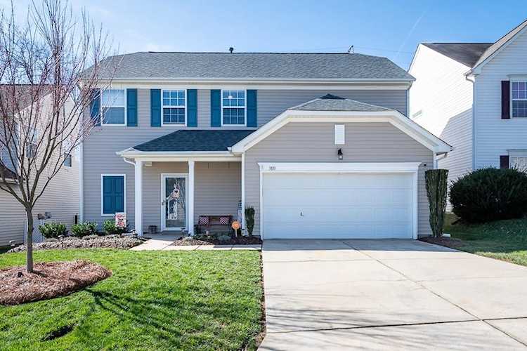 3833 Catawba Creek Dr Gastonia, NC 28056