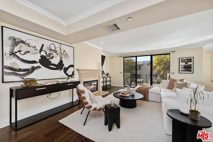 1530 Camden Ave #305 Los Angeles, CA 90025