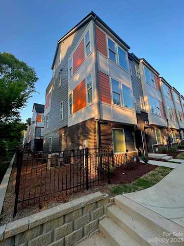 1119 Shuman View Ct Charlotte, NC 28203