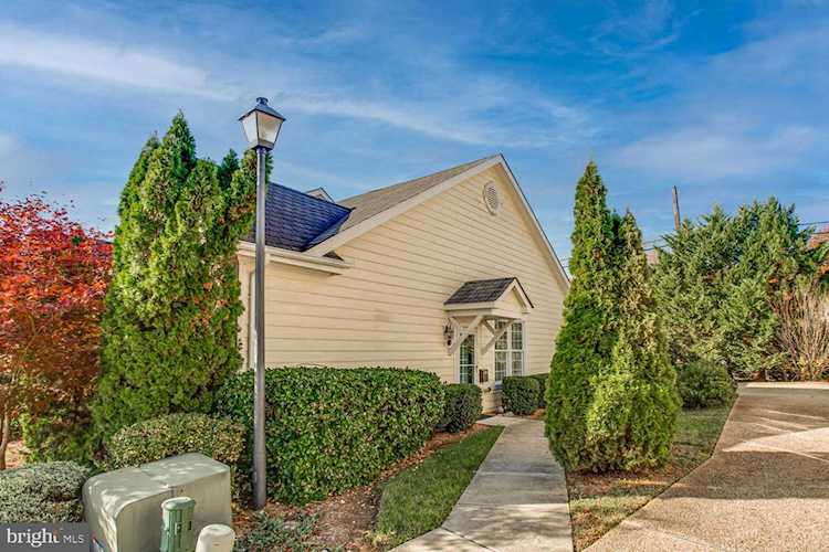 123 Madison St La Plata, MD 20646 | MLS MDCH2019806 Photo 1