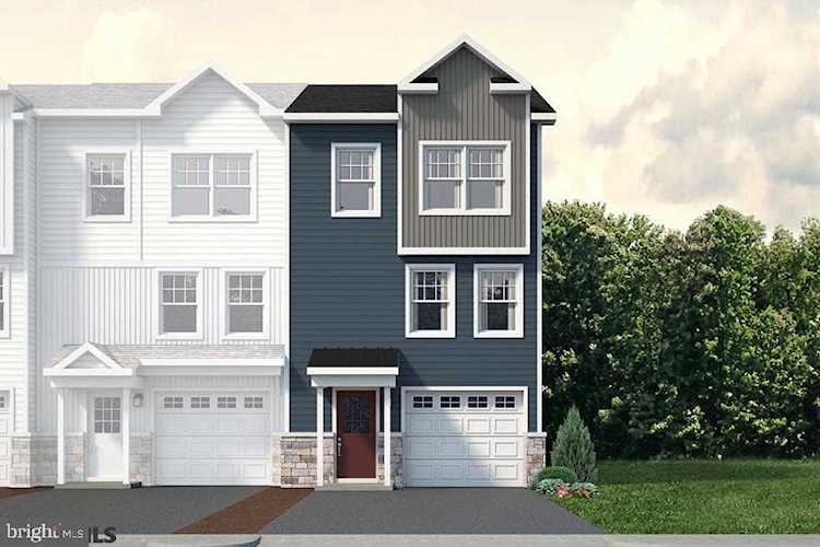 113 Dolomite Dr Port Matilda, PA 16870