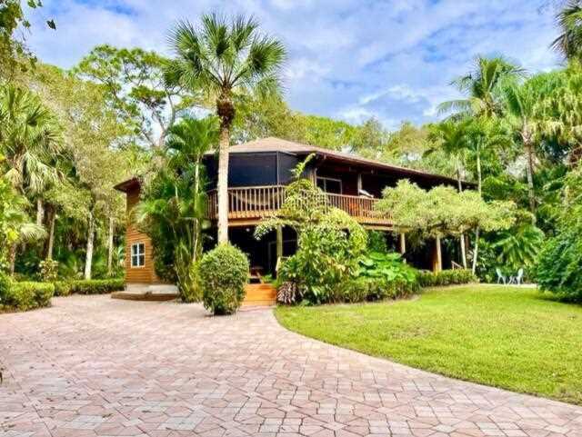 9470 Sandy Run Jupiter, FL 33478