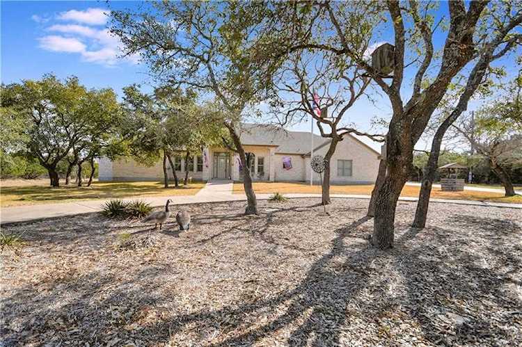 133 Forest TRL Leander, TX 78641