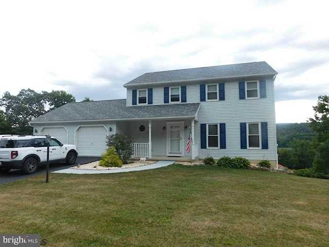 155 Sand Rock Rd Lewistown, PA 17044