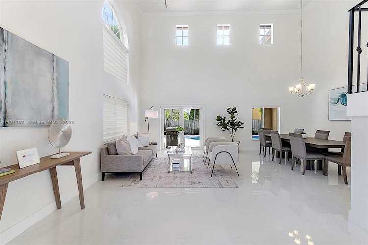 14005 SW 130th Ave Miami, FL 33186