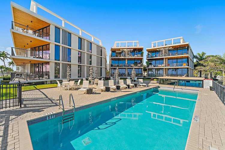 106 Inlet Way #202 Palm Beach Shores, FL 33404