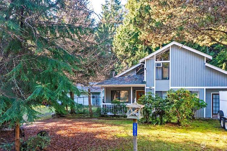10512 108th St Anderson Island, WA 98303 MLS® 2035913