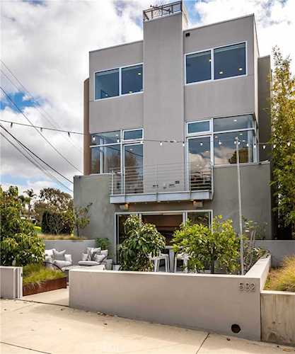 532 6th St Manhattan Beach, CA 90266