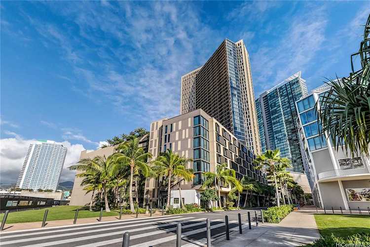 987 Queen Street #714 Honolulu, HI 96814 | MLS 202302144 Photo 1