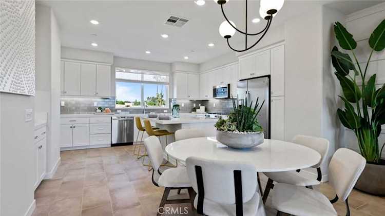 1647 W Lincoln Ave #102 Anaheim, CA 92801