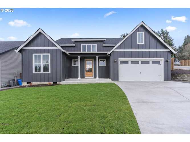 701 W 10th ST La Center, WA 98629 | MLS® 23227715 Photo 1