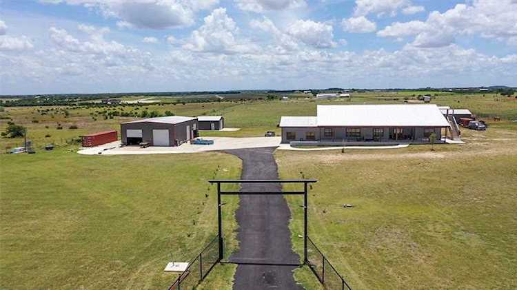 5931 Highway 138 Florence, TX 76527