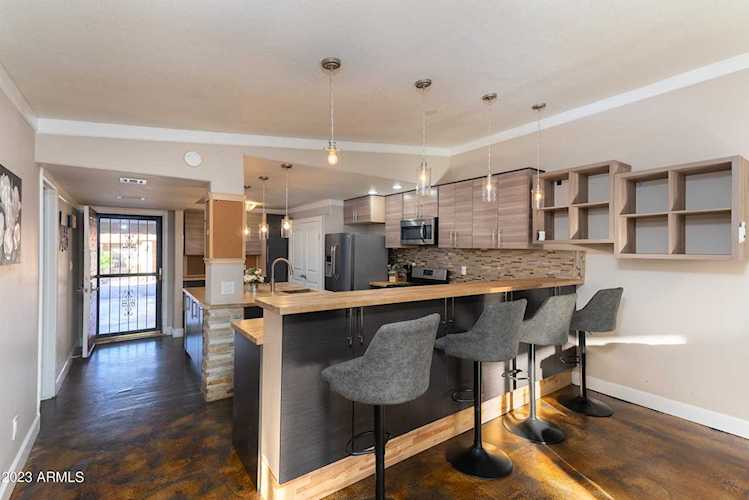 5305 N 15th Drive Phoenix, AZ 85015 | MLS 6521556 Photo 1