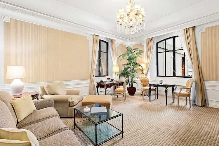 2 E 55th St #1118 New York, NY 10022