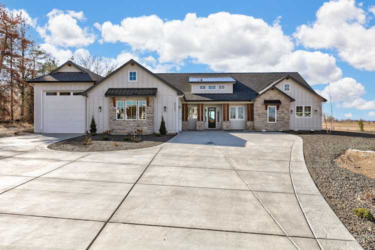 8883 Buckshot Ln Middleton, ID 83644
