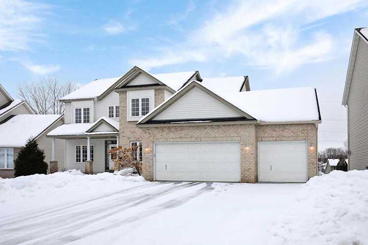 4326 Jessica Court Eagan, MN 55123