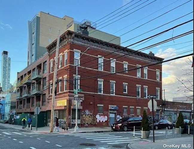 39-02 29th Street Long Island City, NY 11101