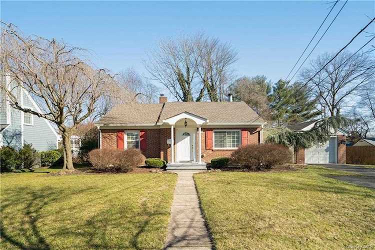 44 Eimer Street Tappan, NY 10983