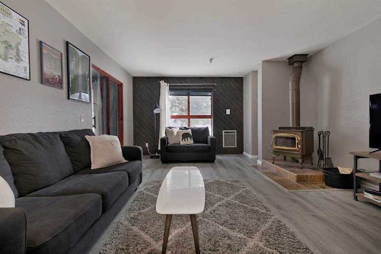 865 Majestic Pines Dr #220 Mammoth Lakes, CA 93546