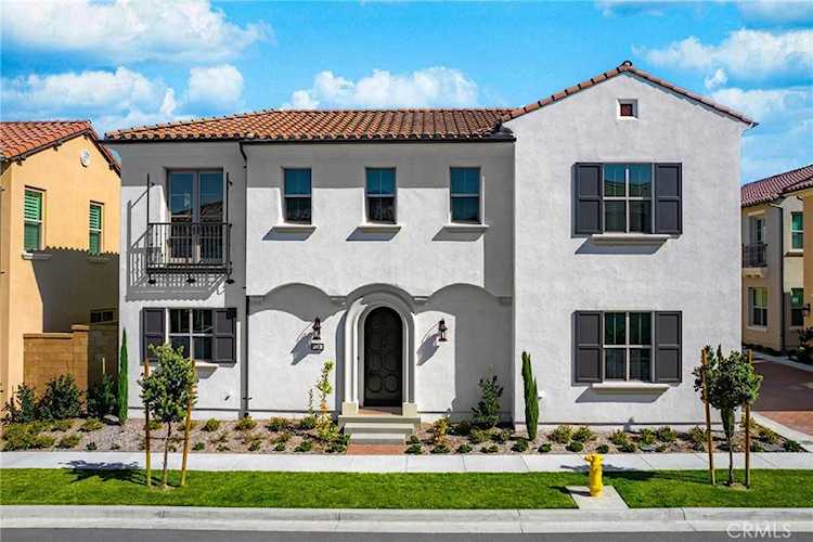 124 Poppyseed Irvine, CA 92618 | MLS OC23028084 Photo 1