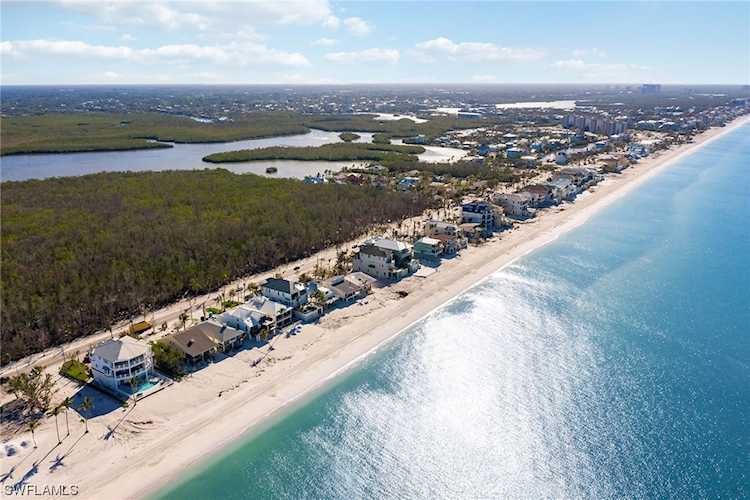 27290 Hickory Blvd Bonita Springs, FL 34134