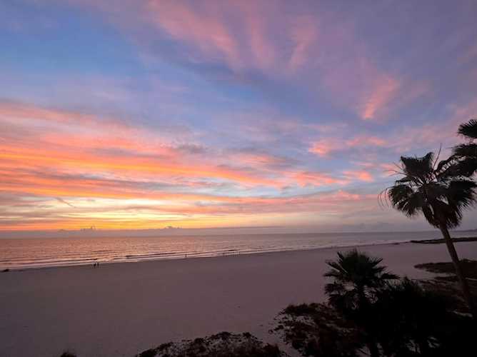 1370 Gulf Blvd #403 Clearwater Beach, FL 33767