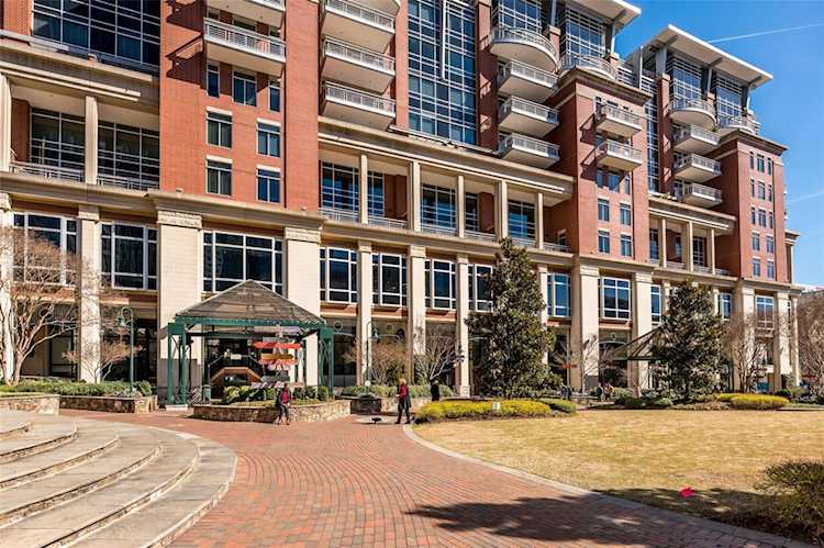 435 South Tryon St Charlotte, NC 28202