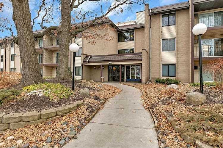 1690 Highway 36 W #224 Roseville, MN 55113 | MLS 6334399 Photo 1