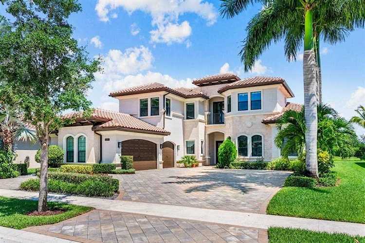 9296 Tropez Lane Delray Beach, FL 33446