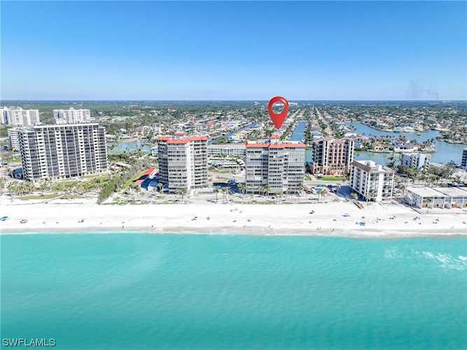 10691 Gulf Shore Dr #800 Naples, FL 34108